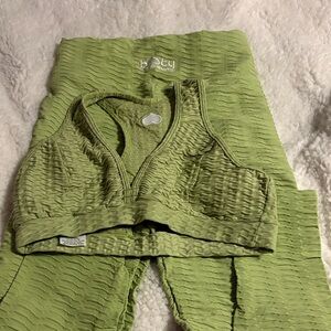 Booty by Brabants Textured Green Set